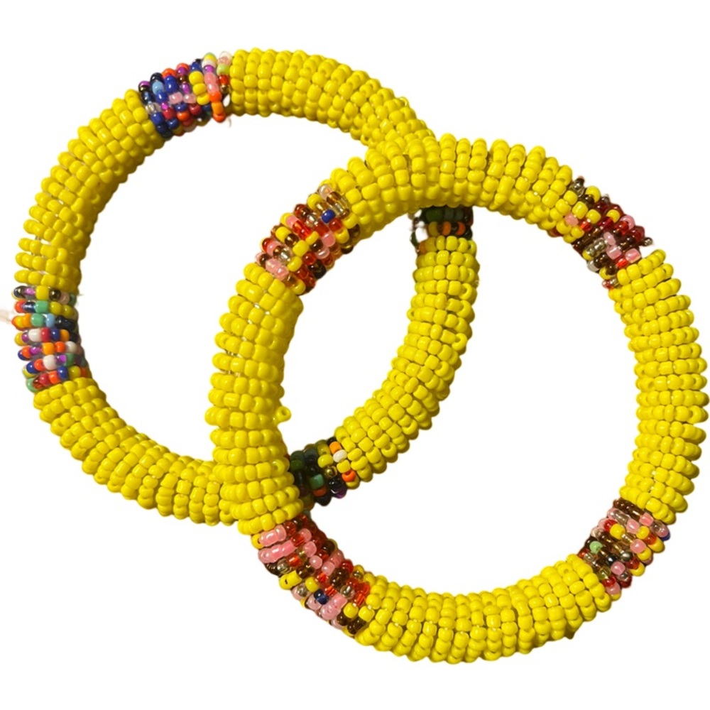 Bracelets: Colourful Beaded Bracelets made in Kenya.